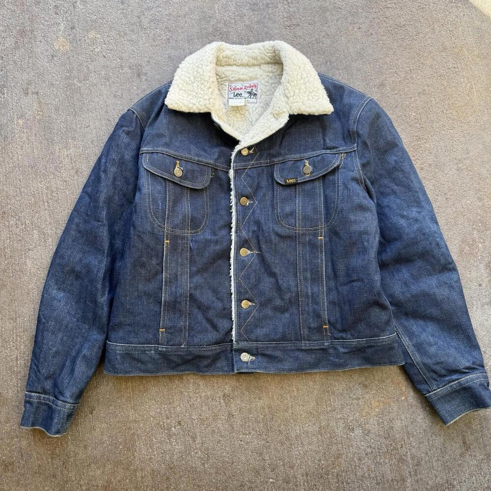 1970s Vintage Lee Storm Rider Denim Trucker Jacket Size 44R Sherpa Lined